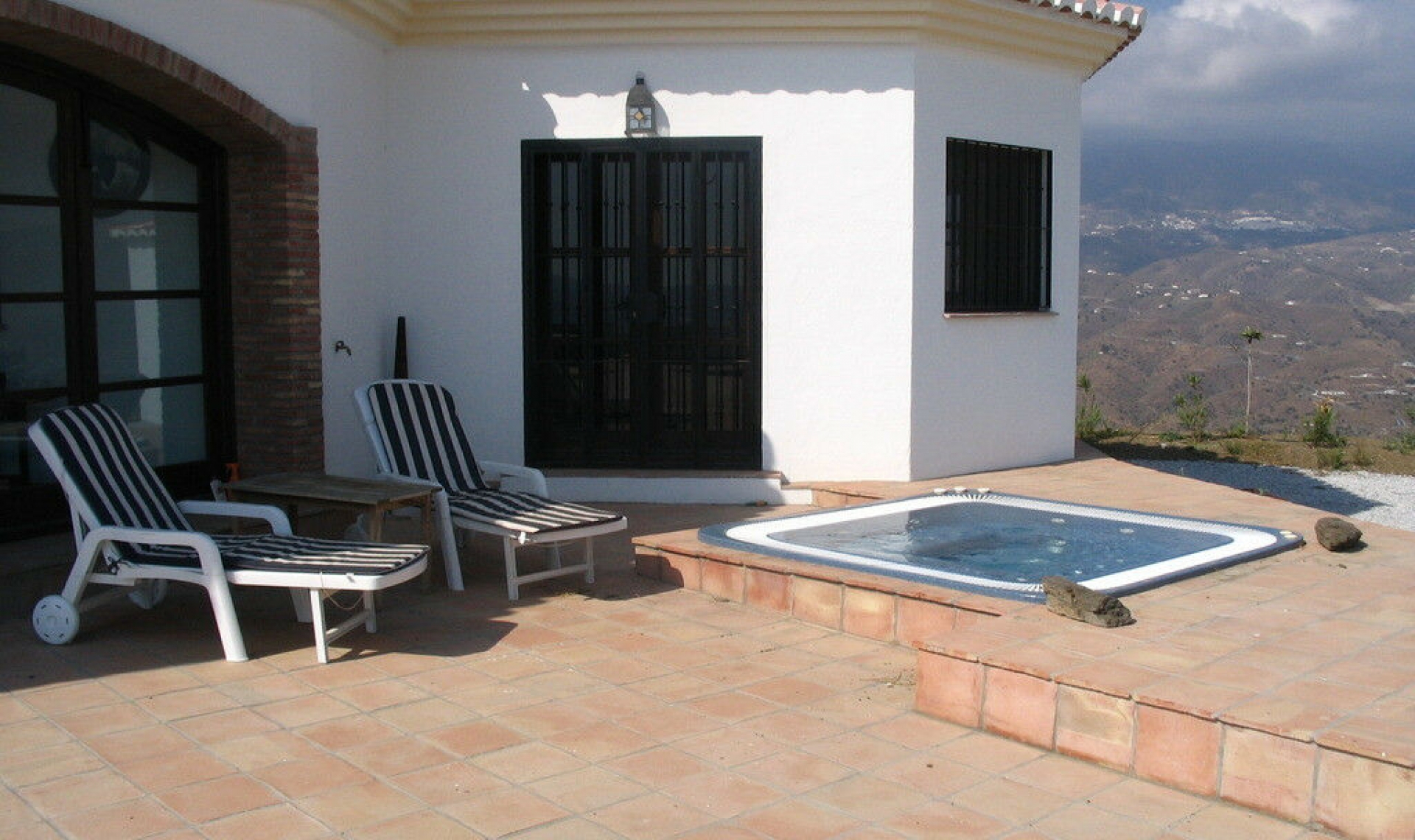 Resale - House -
Vélez-Málaga