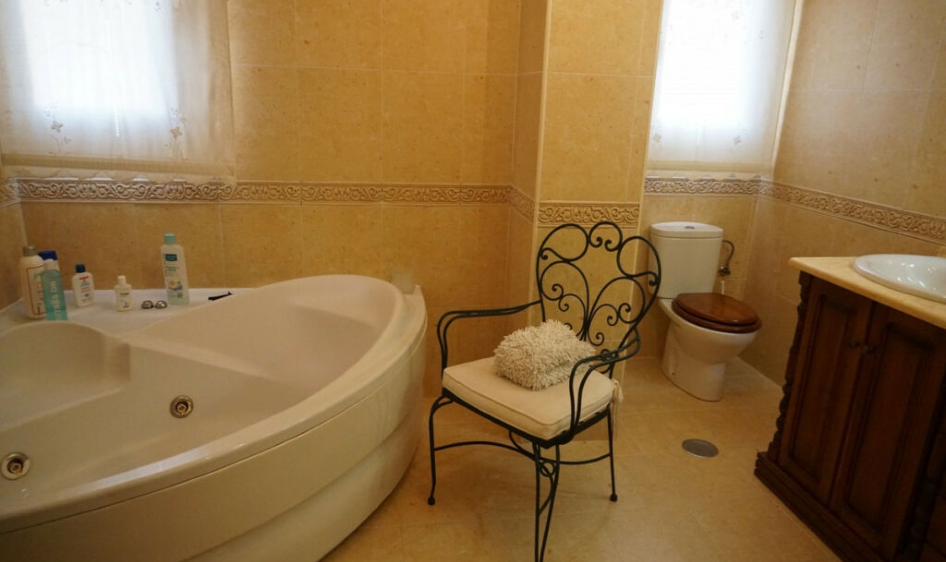 Resale - House -
Vélez-Málaga