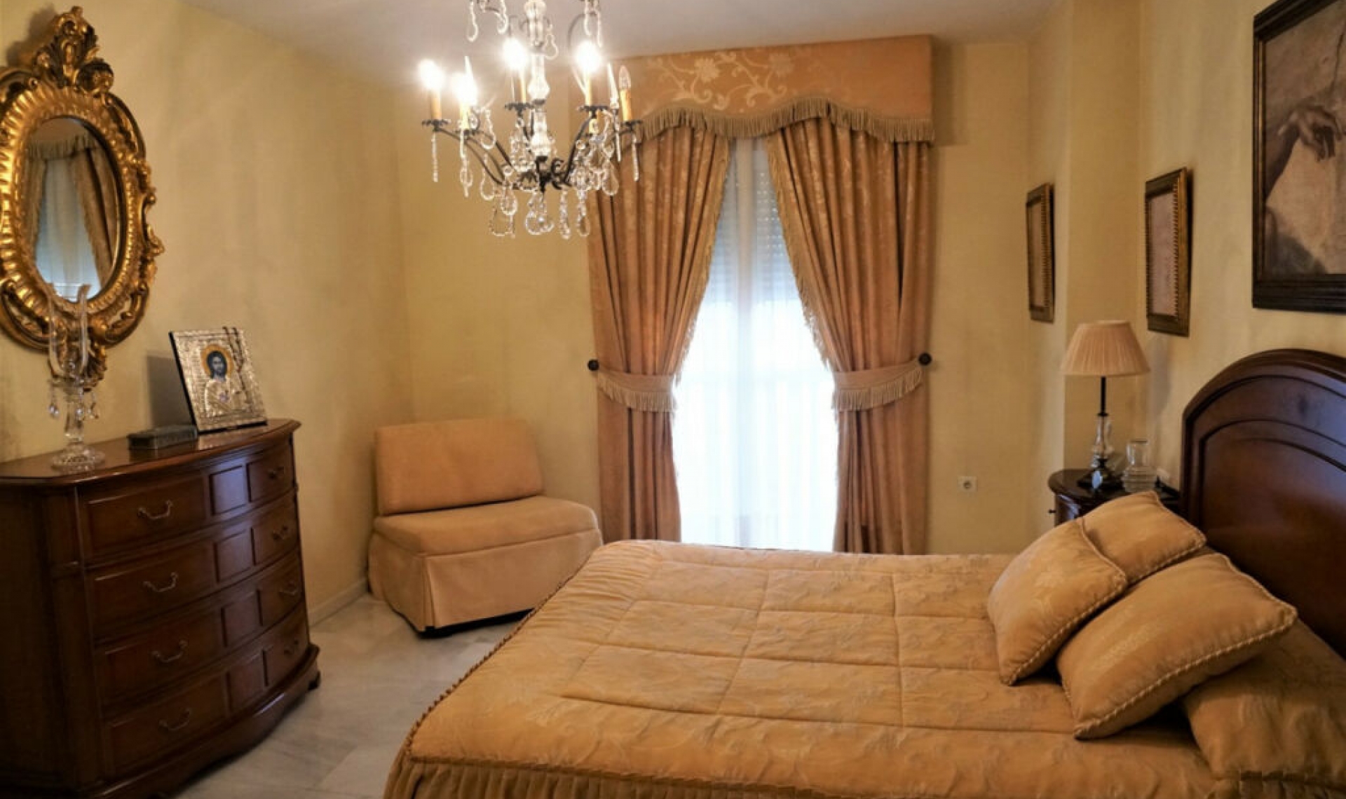 Resale - House -
Vélez-Málaga