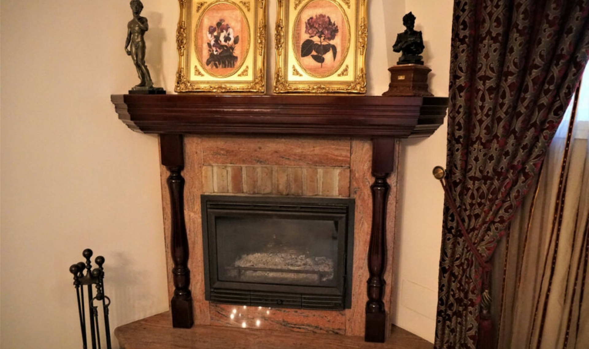 Resale - House -
Vélez-Málaga