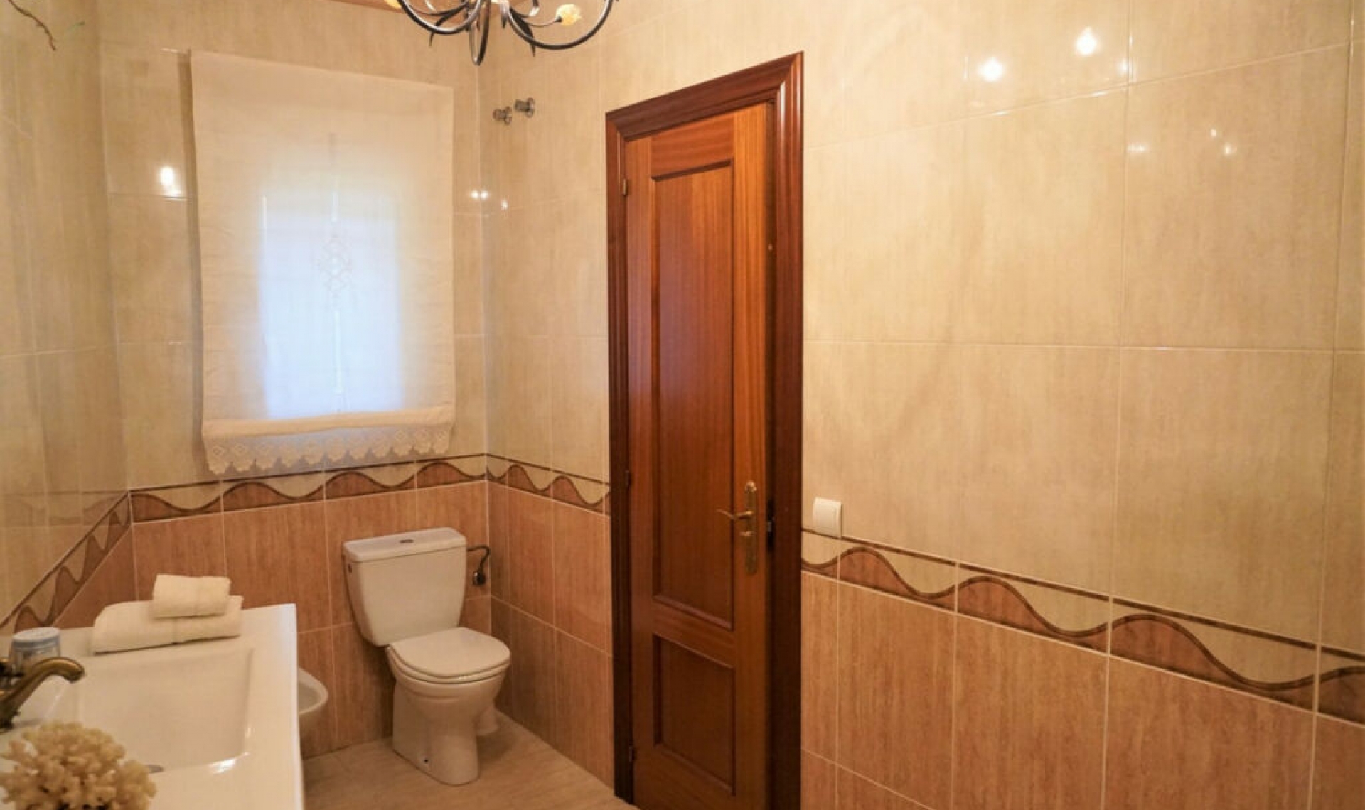 Resale - House -
Vélez-Málaga