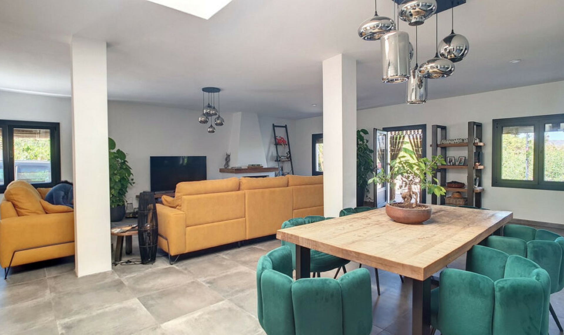 Resale - House -
Vélez-Málaga