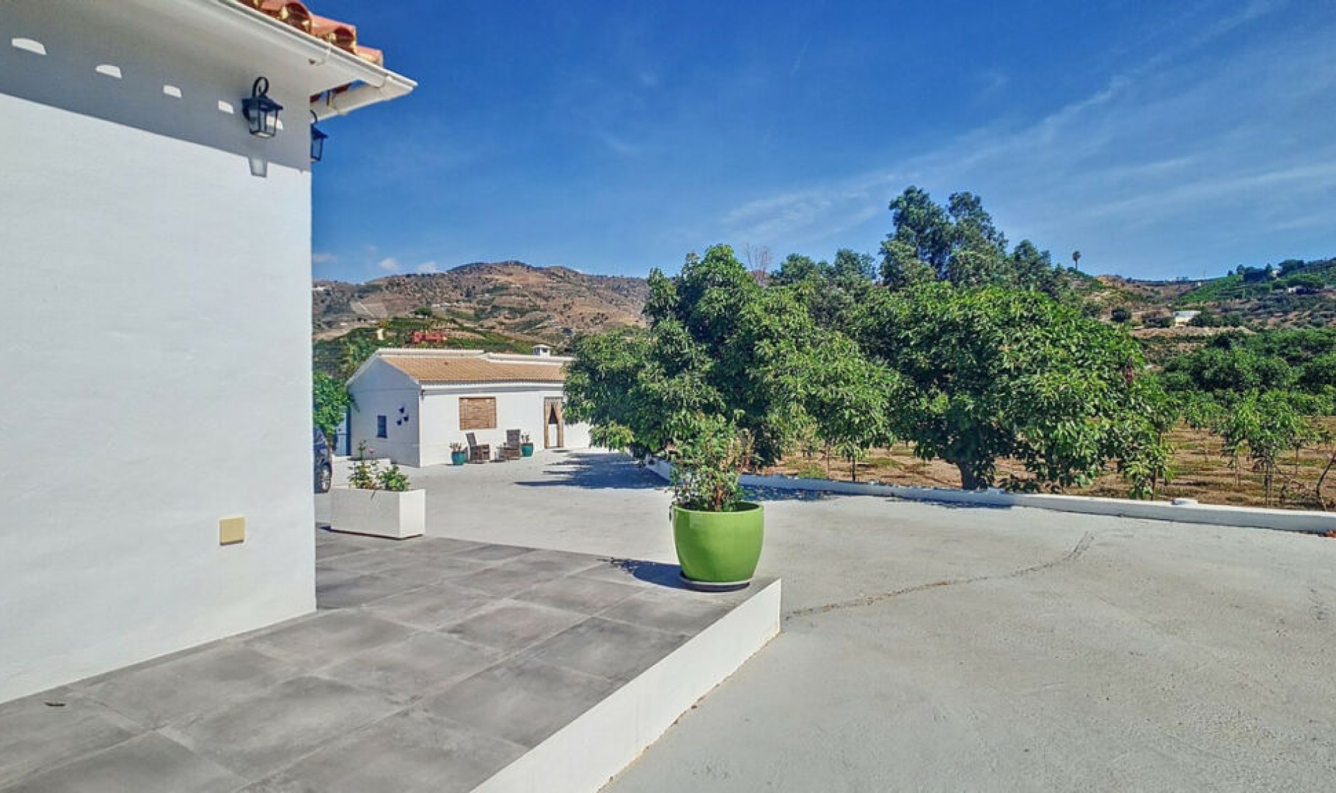 Resale - House -
Vélez-Málaga