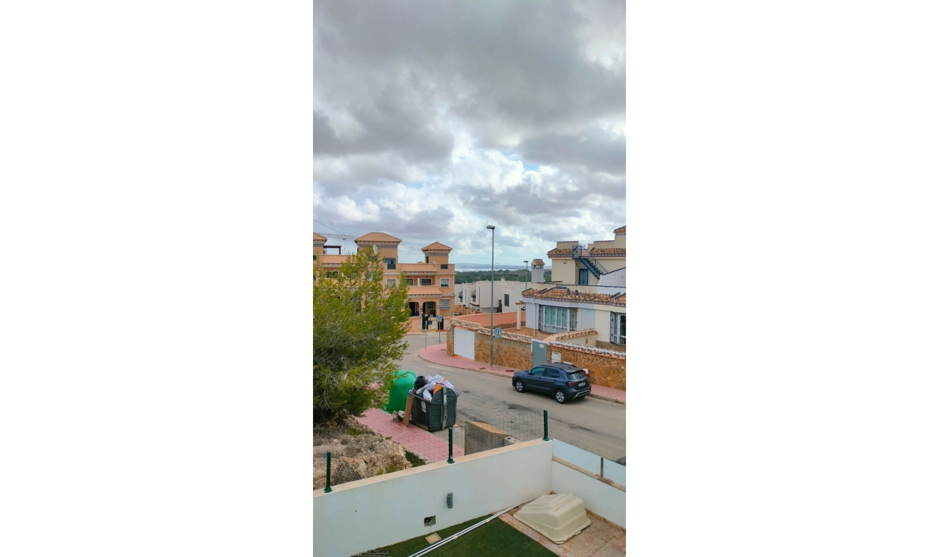 Resale - House -
Villamartín