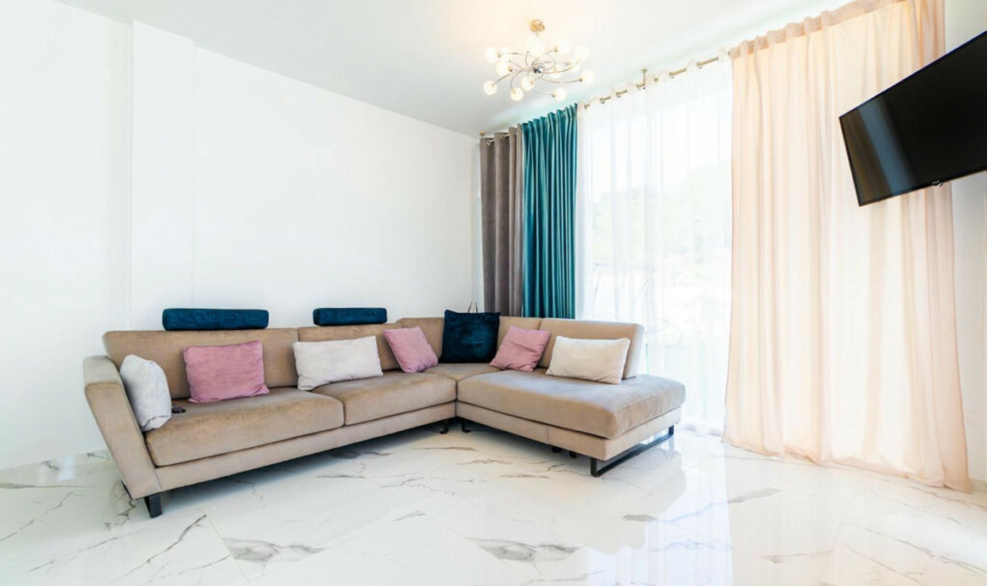 Resale - House -
Villamartín