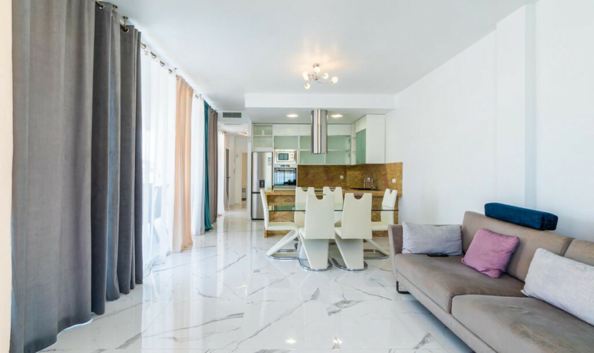 Resale - House -
Villamartín