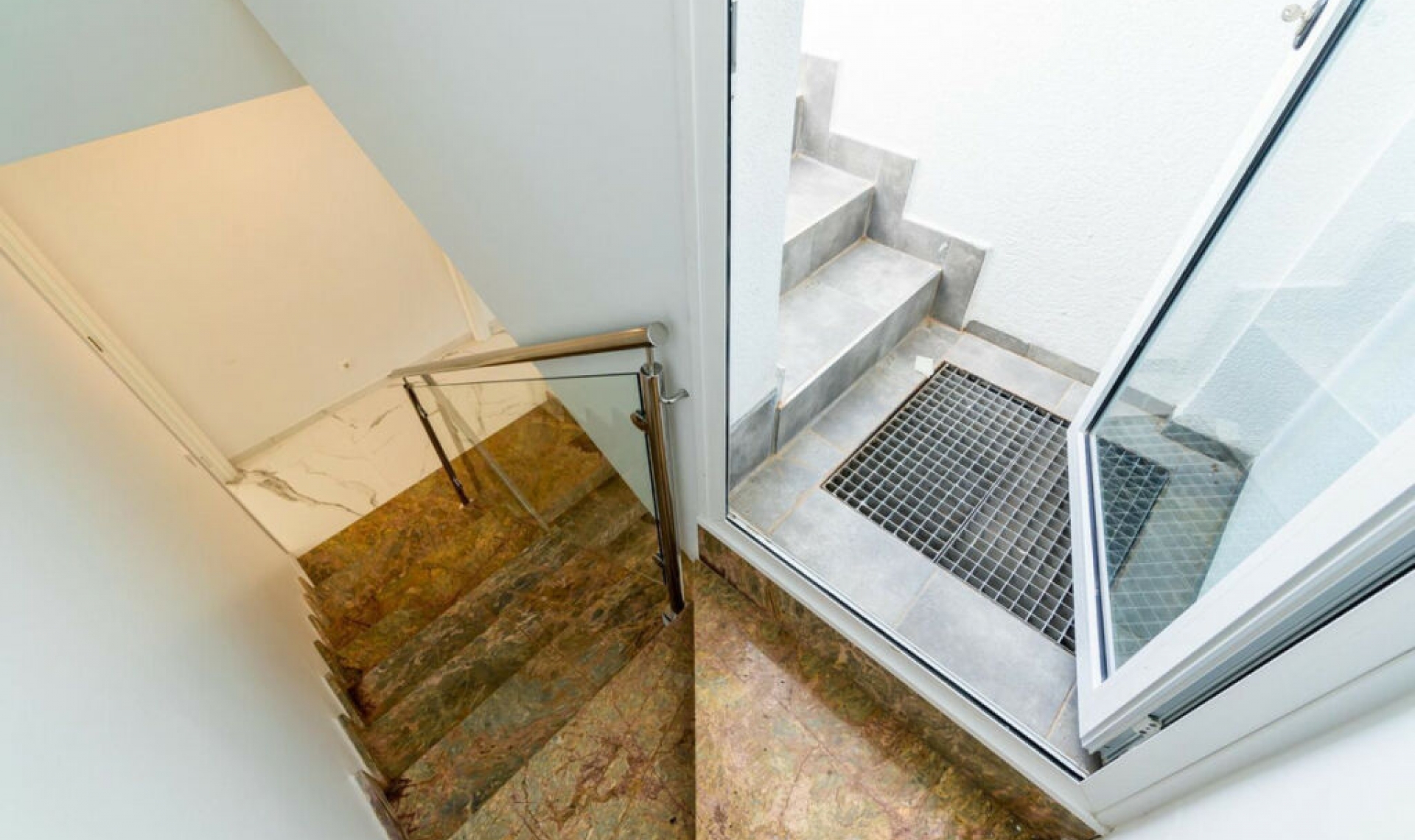 Resale - House -
Villamartín