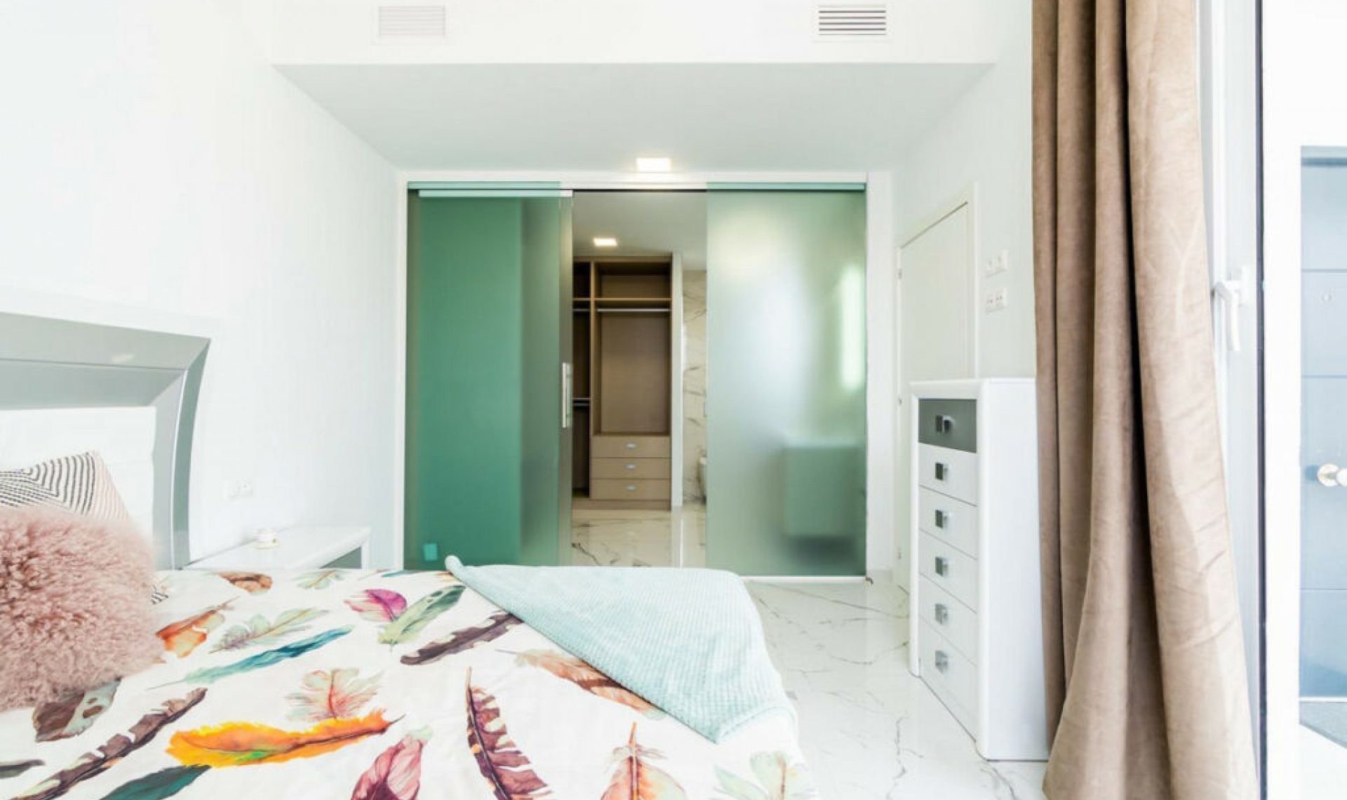 Resale - House -
Villamartín
