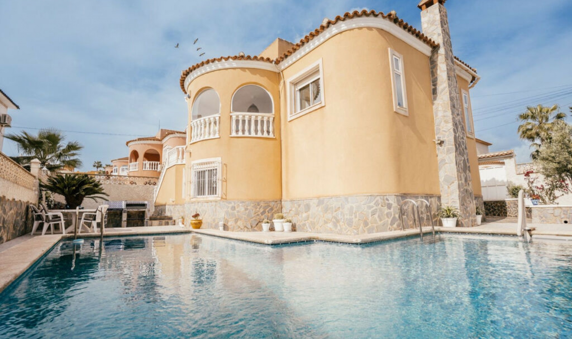 Resale - House -
Villamartín