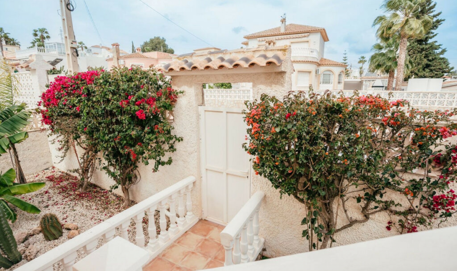 Resale - House -
Villamartín