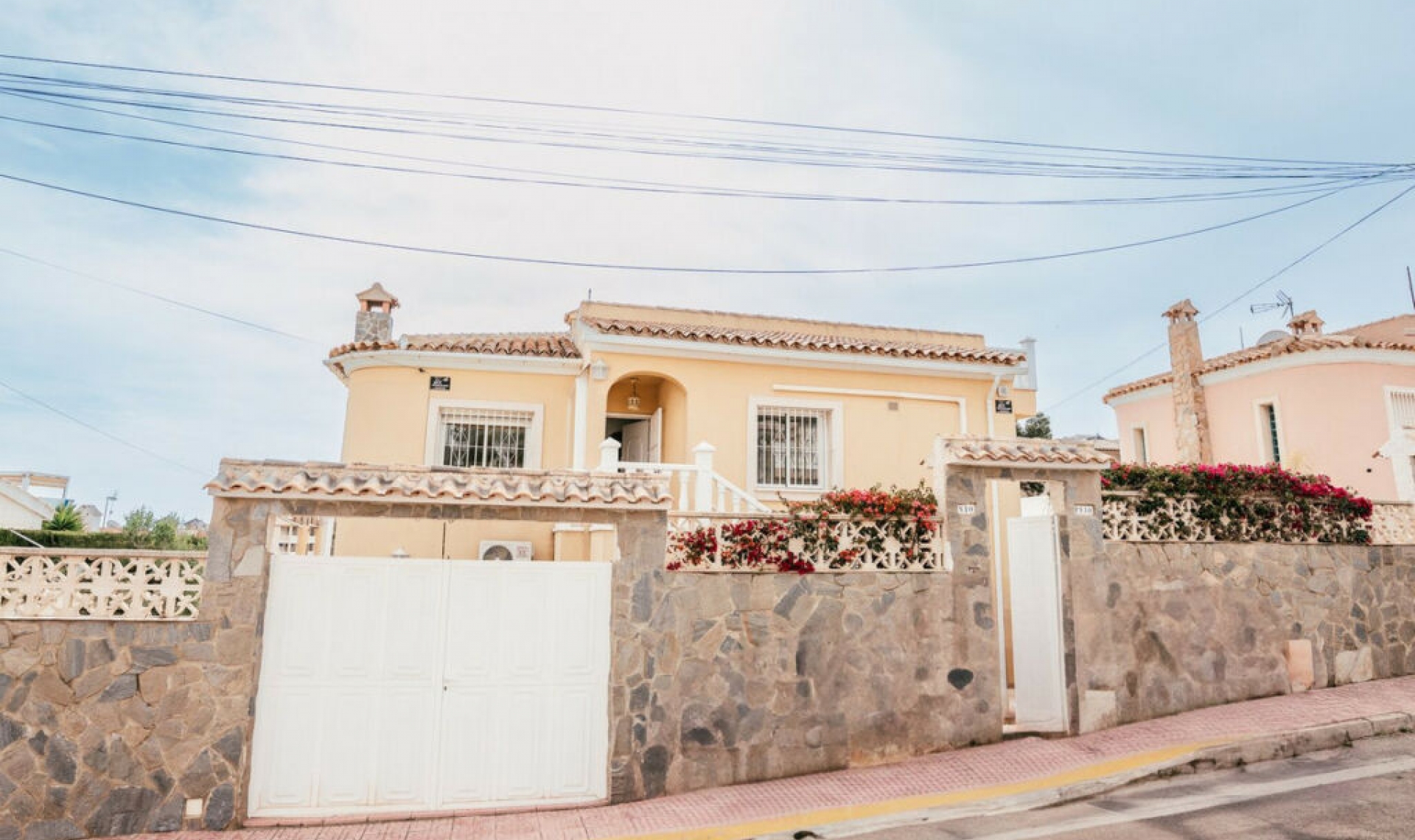 Resale - House -
Villamartín