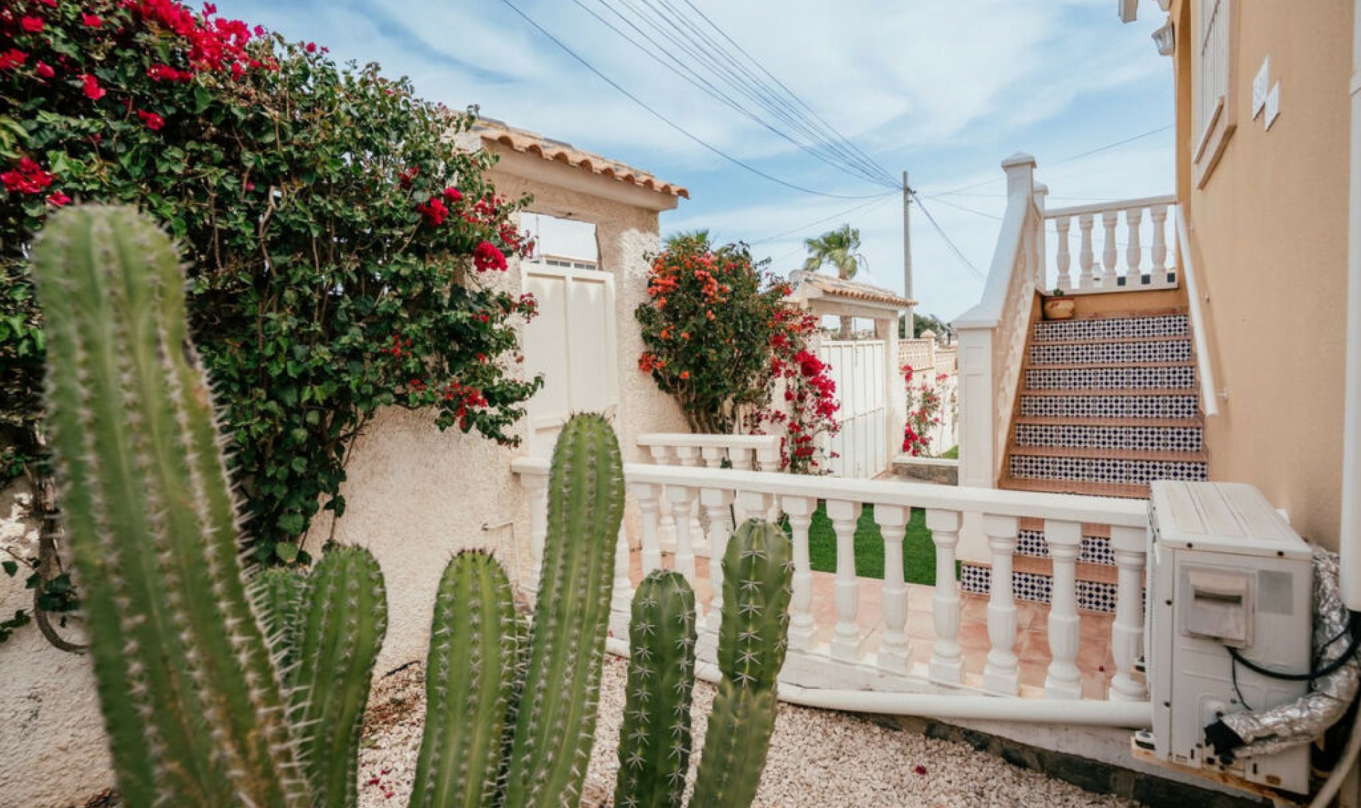 Resale - House -
Villamartín