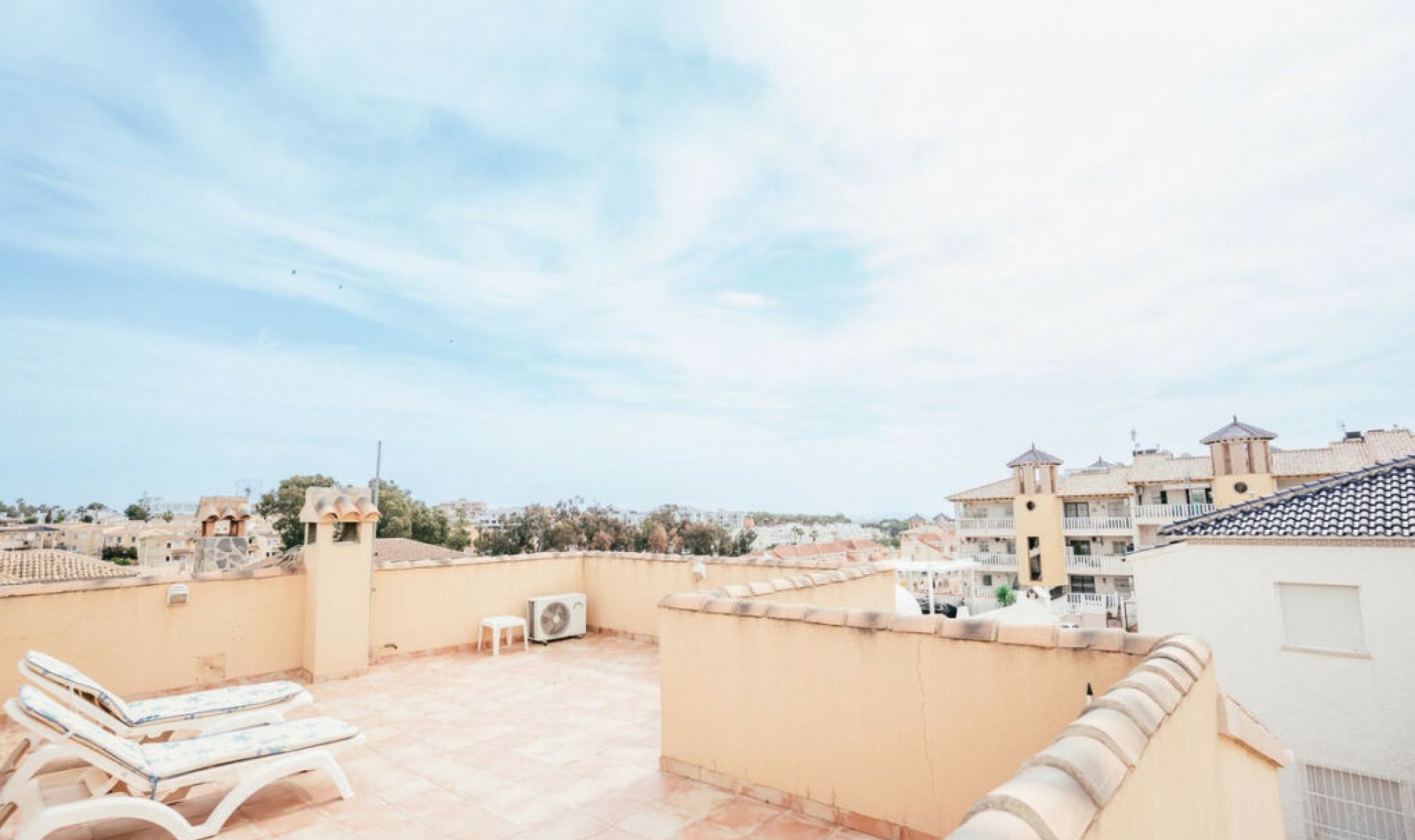 Resale - House -
Villamartín