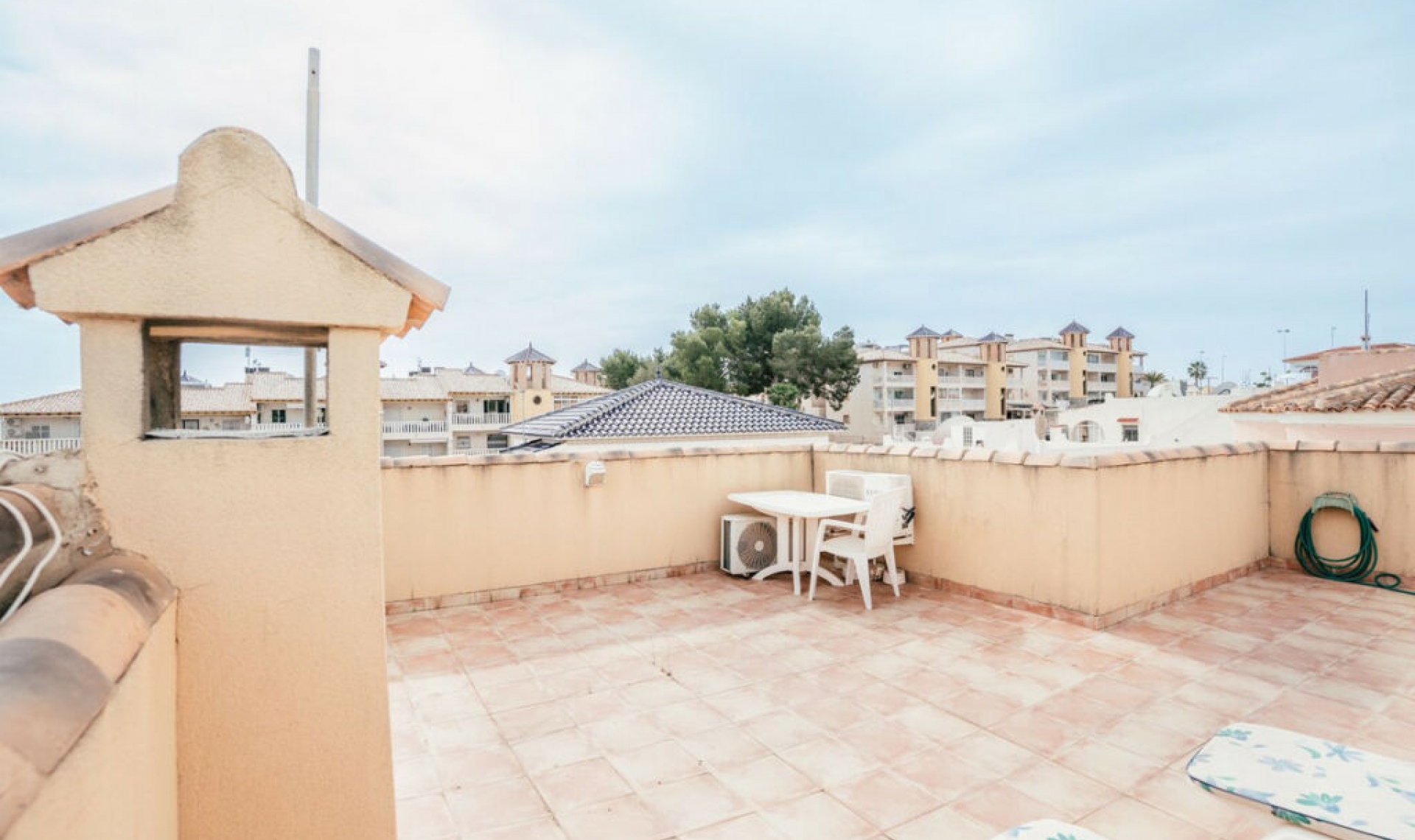 Resale - House -
Villamartín
