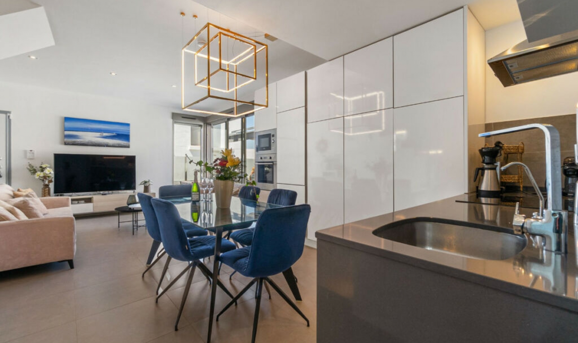 Resale - House -
Villamartín