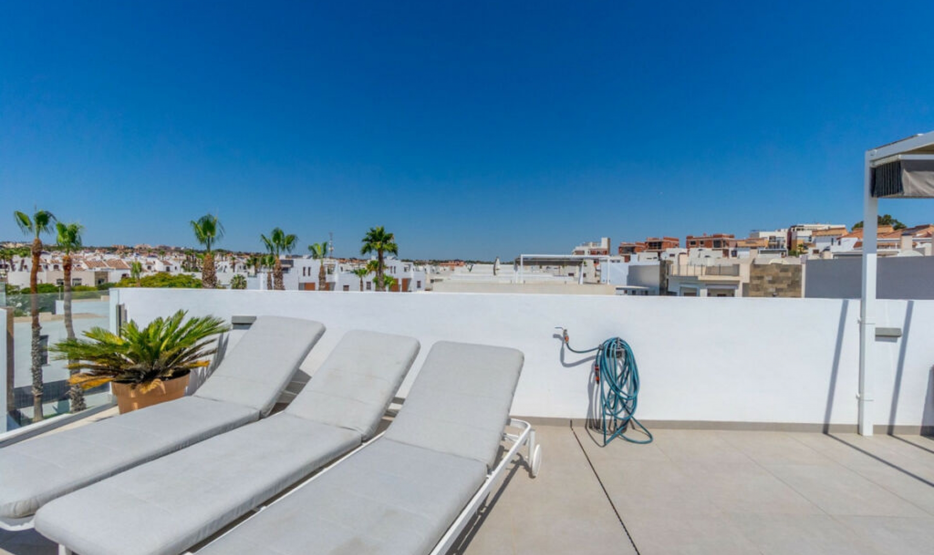 Resale - House -
Villamartín