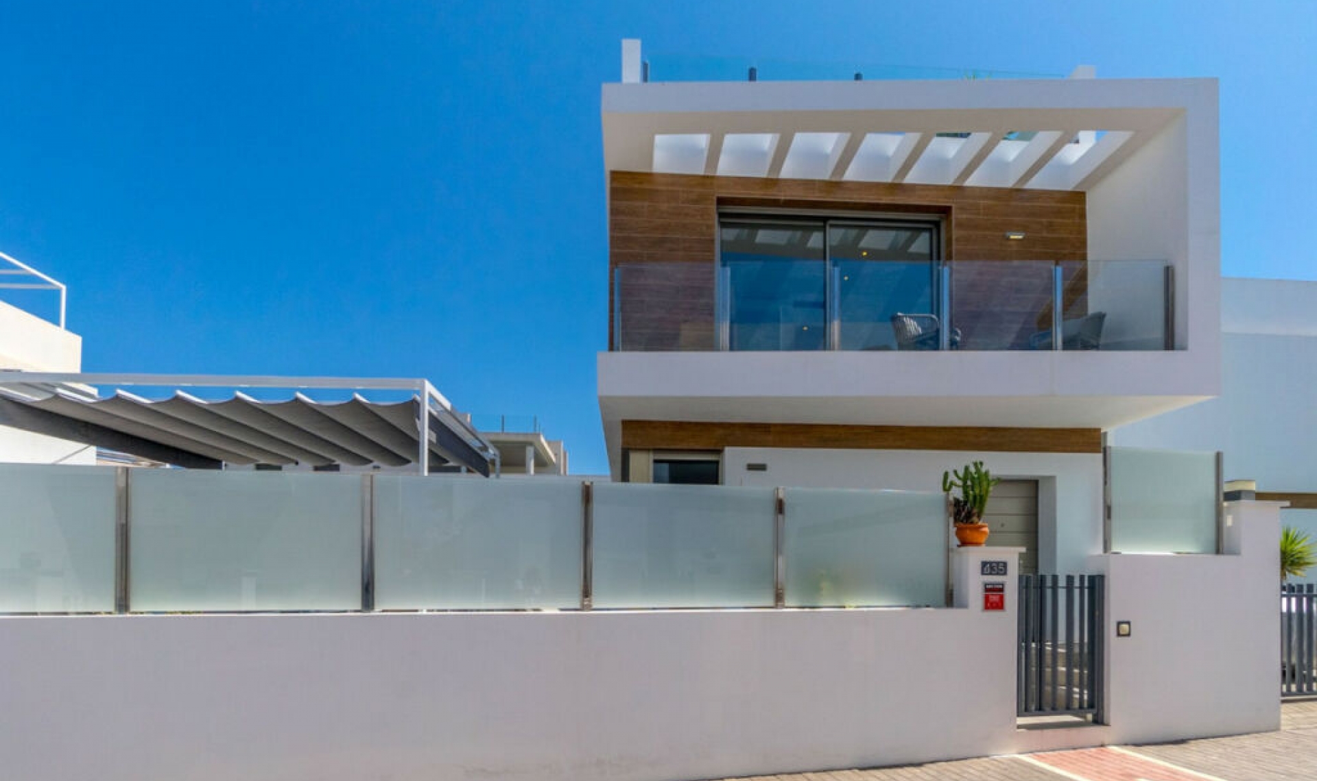 Resale - House -
Villamartín