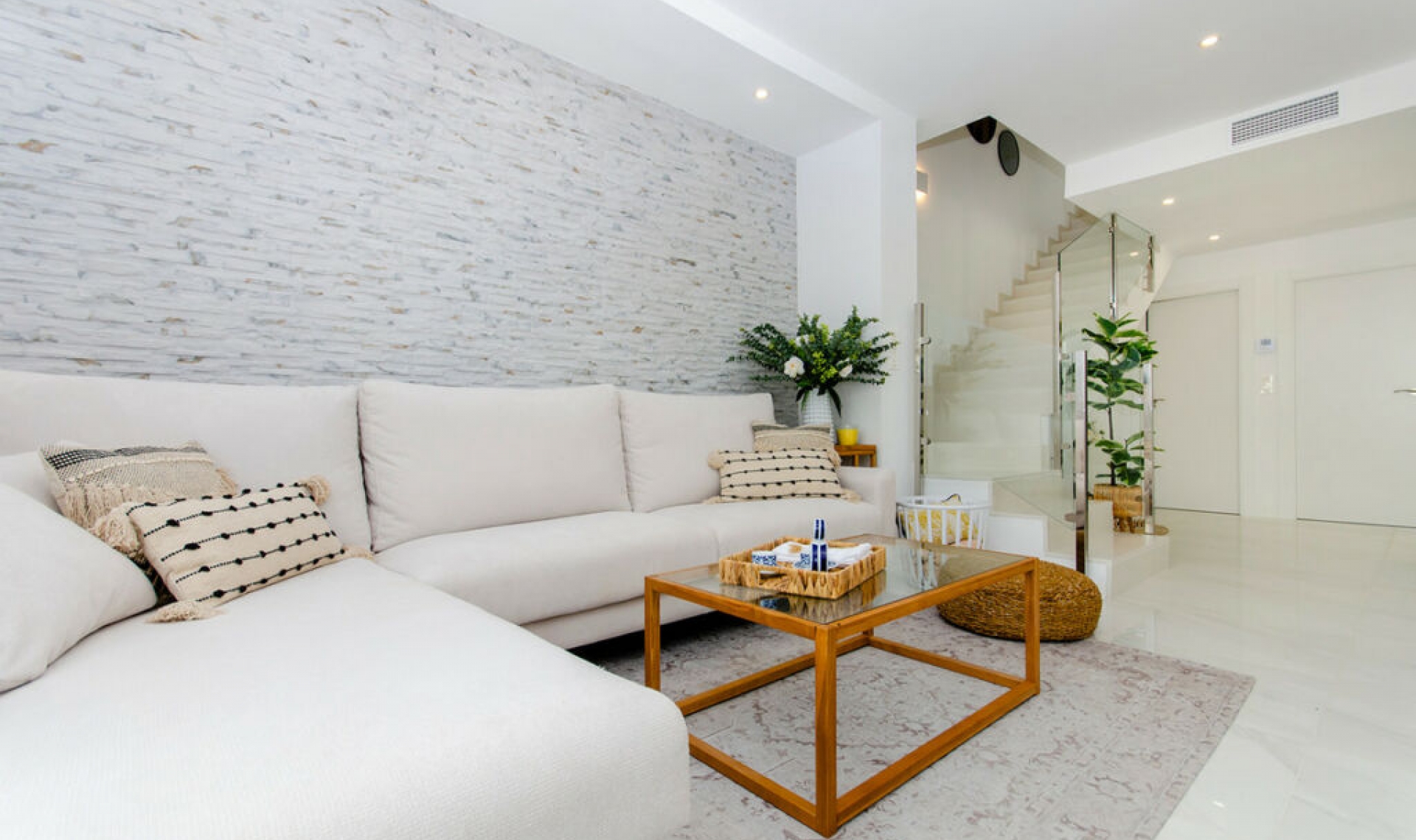 Resale - House -
Vista Bella Golf