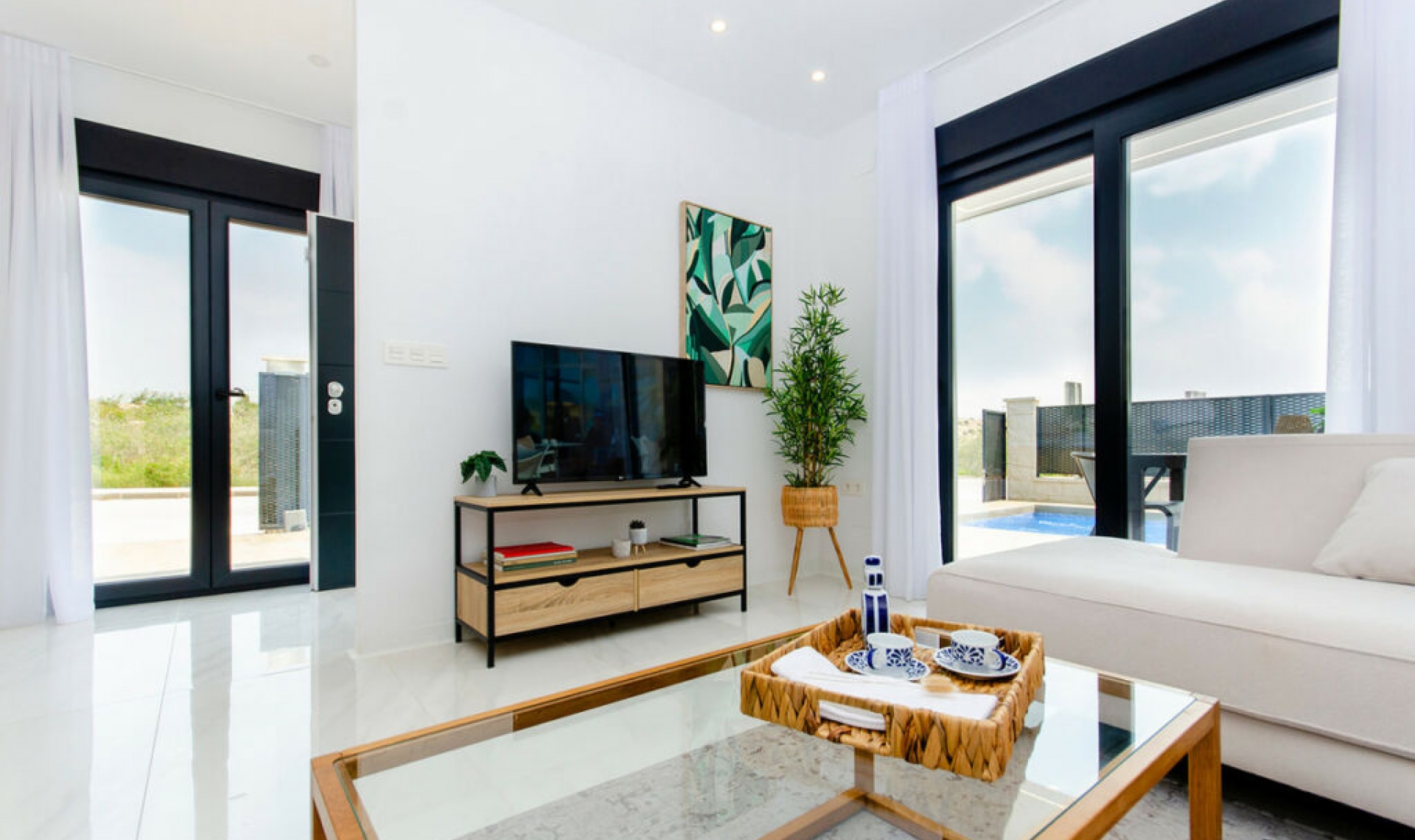 Resale - House -
Vista Bella Golf