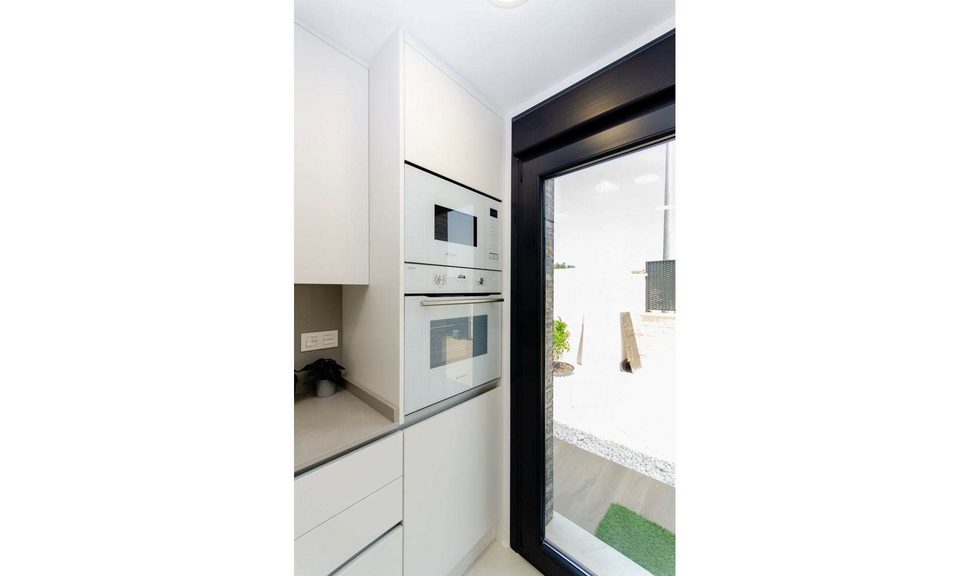 Resale - House -
Vista Bella Golf