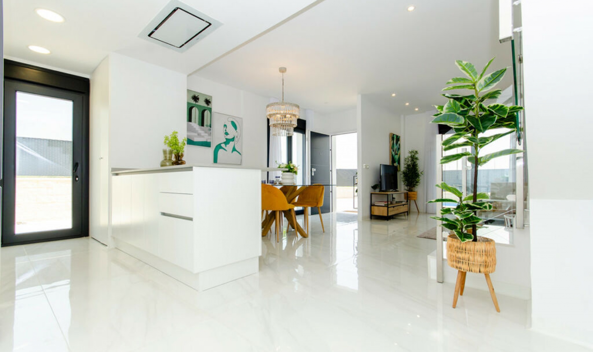 Resale - House -
Vista Bella Golf