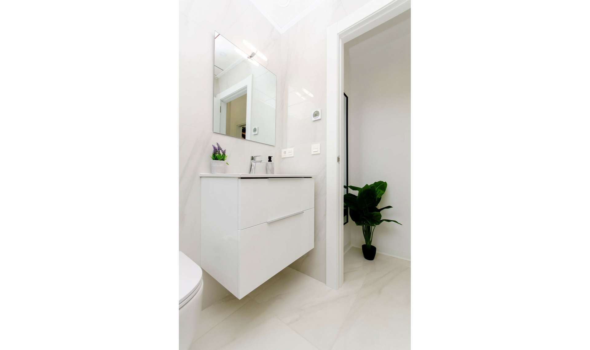 Resale - House -
Vista Bella Golf