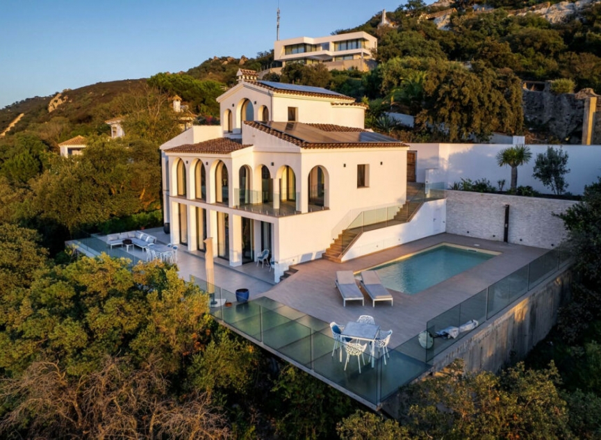 Resale - House -
Zahara de los Atunes