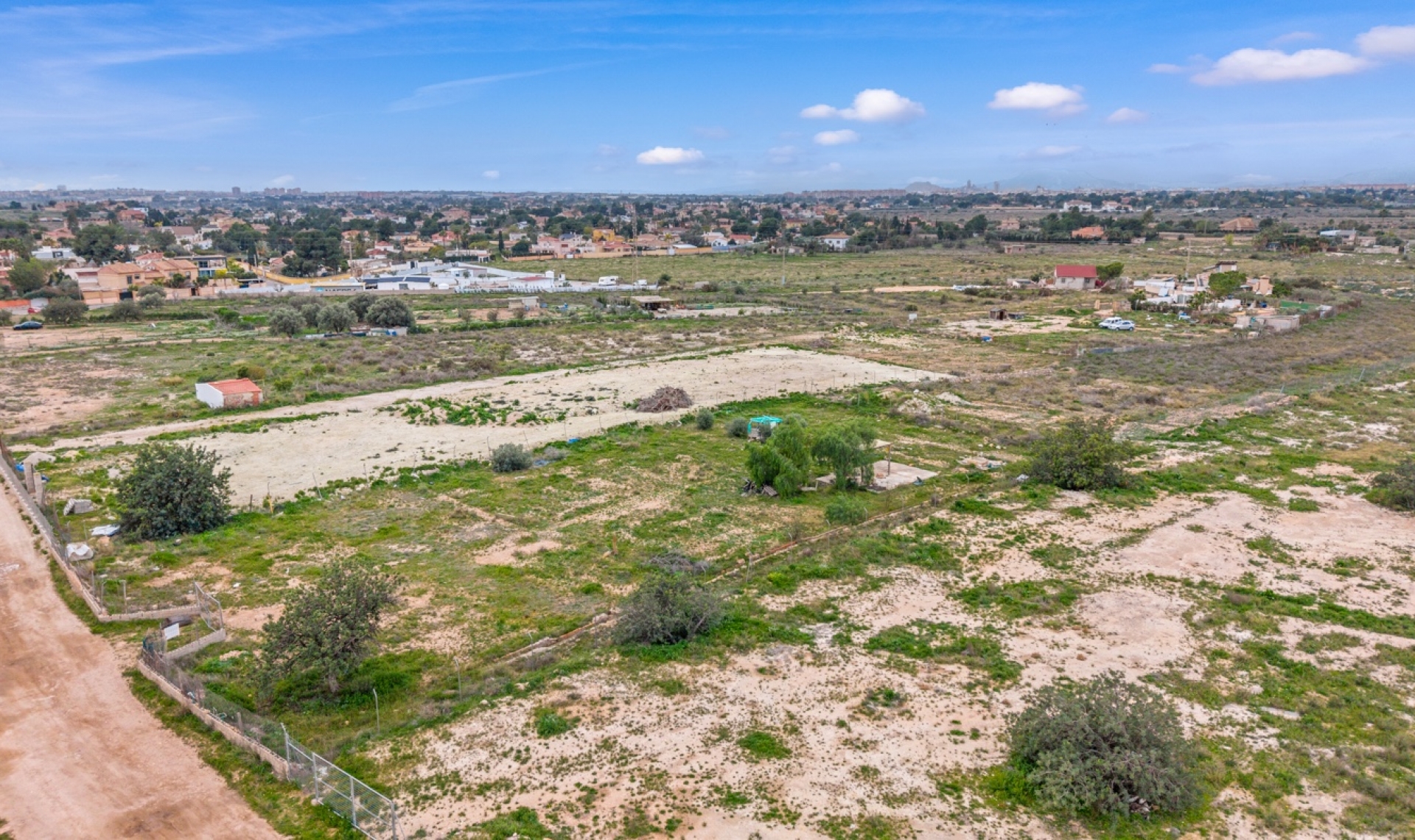 Resale - Plot -
Mutxamel