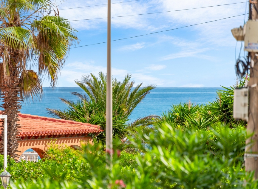 Resale - Semi-detached -
Orihuela Costa - Punta Prima