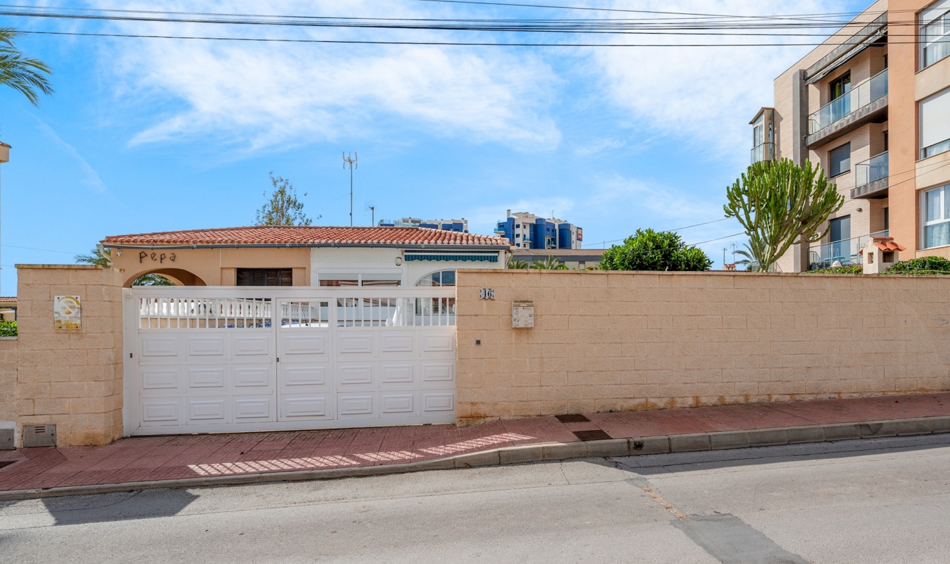 Resale - Semi-detached -
Orihuela Costa - Punta Prima
