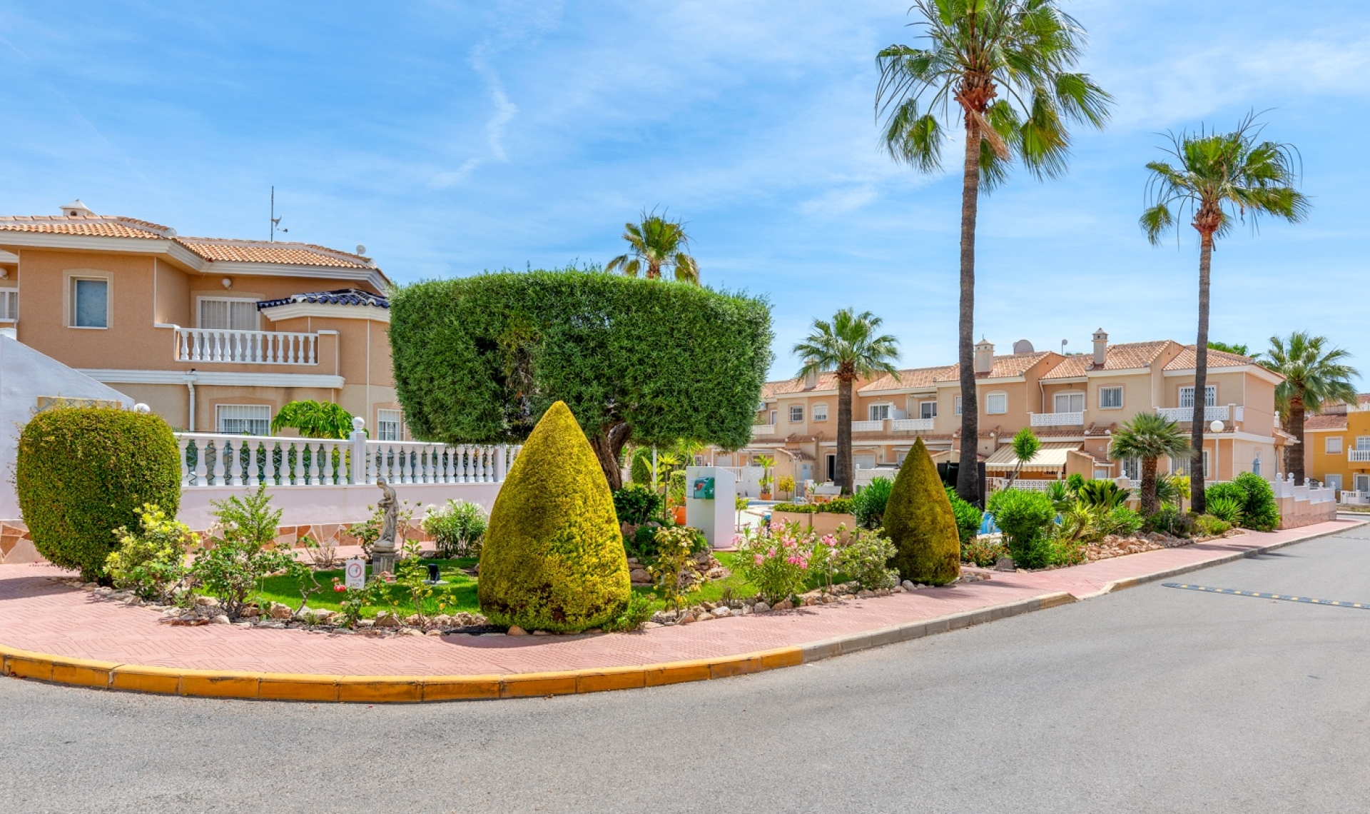 Resale - Townhouse -
Ciudad Quesada - Rojales - Doña pepa