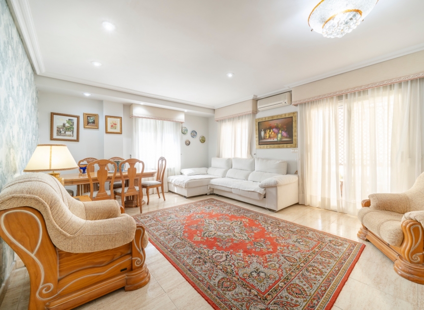 Resale - Townhouse -
Guardamar del Segura - El moncayo