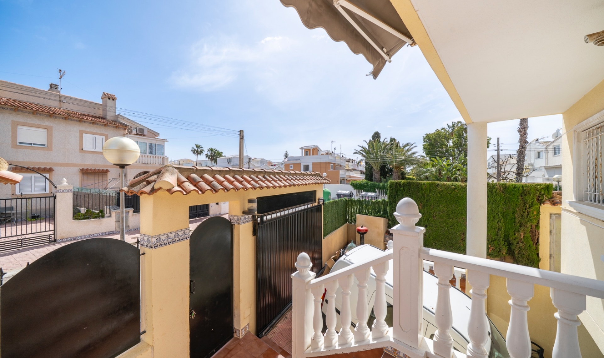 Resale - Townhouse -
Guardamar del Segura - El moncayo