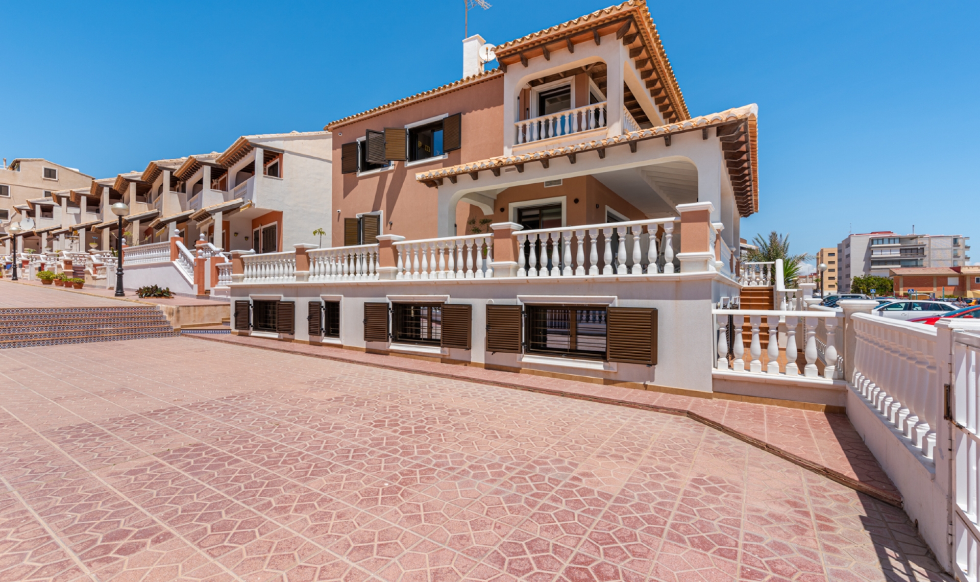 Resale - Townhouse -
Guardamar del Segura