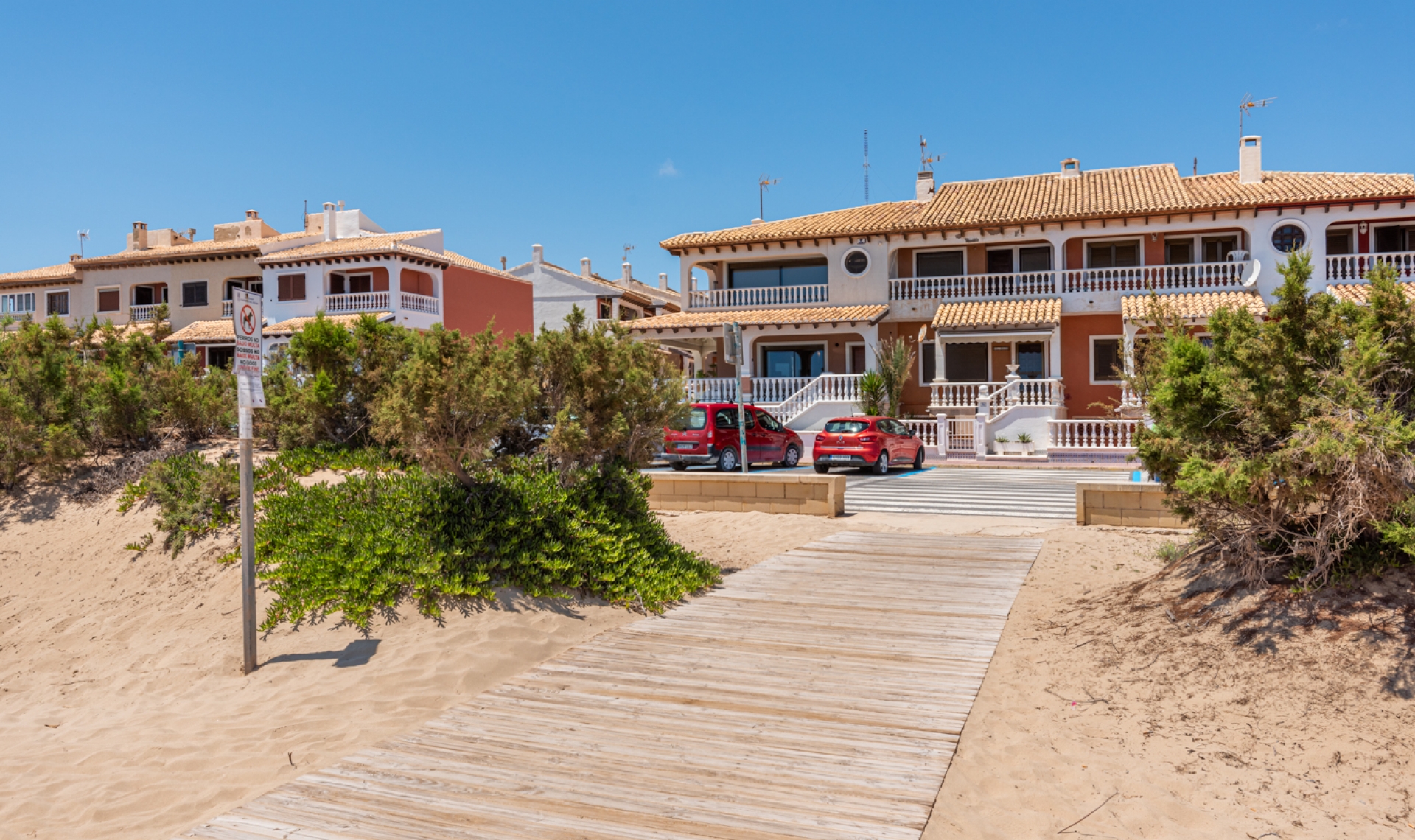 Resale - Townhouse -
Guardamar del Segura