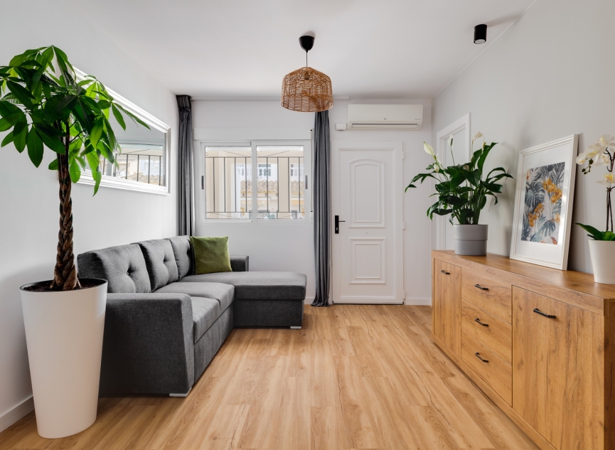 Resale - Townhouse -
Orihuela Costa