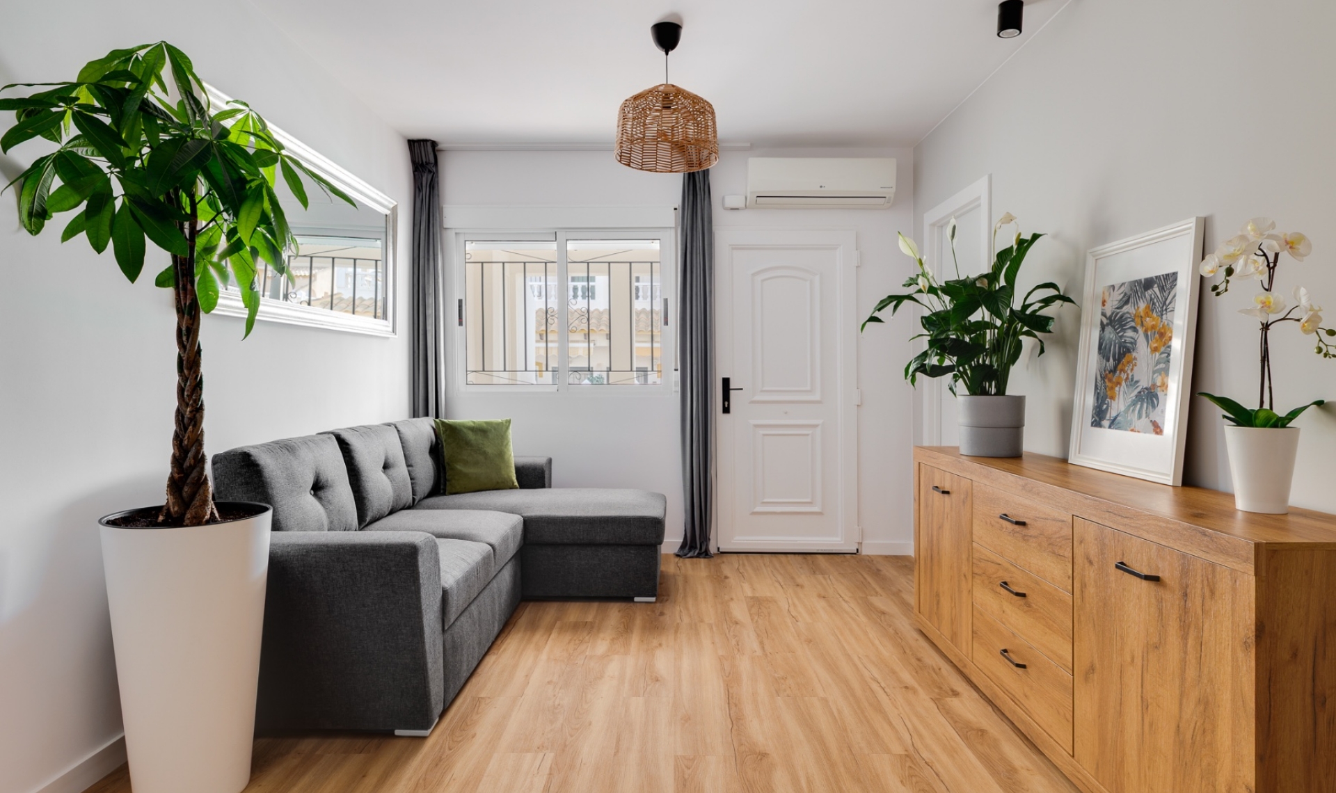 Resale - Townhouse -
Orihuela Costa