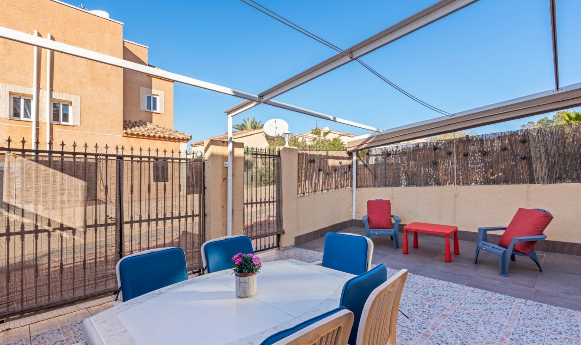 Resale - Townhouse -
San Fulgencio - Urb. La Marina
