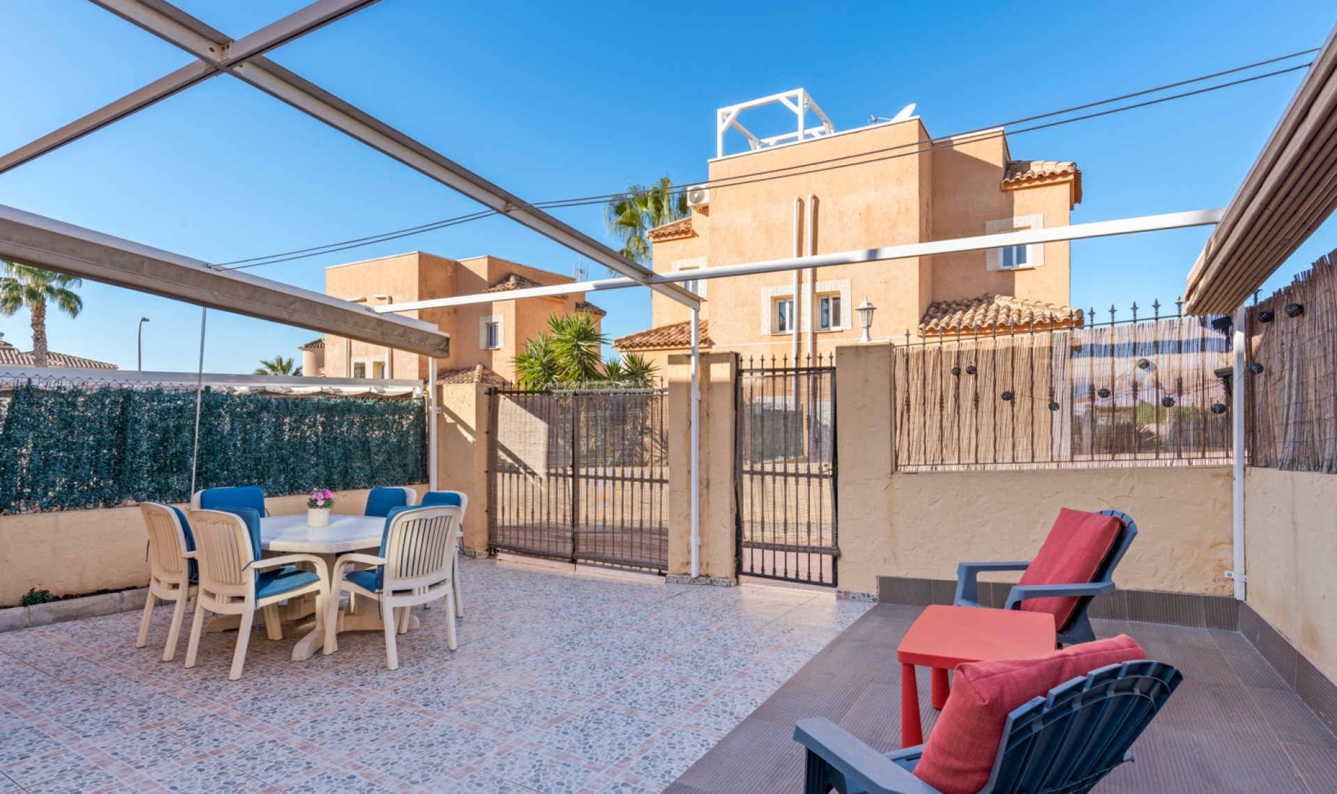 Resale - Townhouse -
San Fulgencio - Urb. La Marina