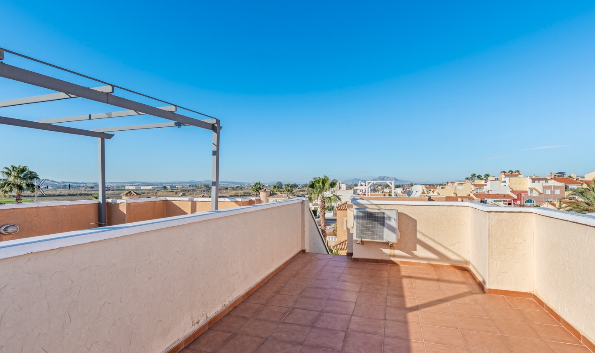 Resale - Townhouse -
San Fulgencio - Urb. La Marina