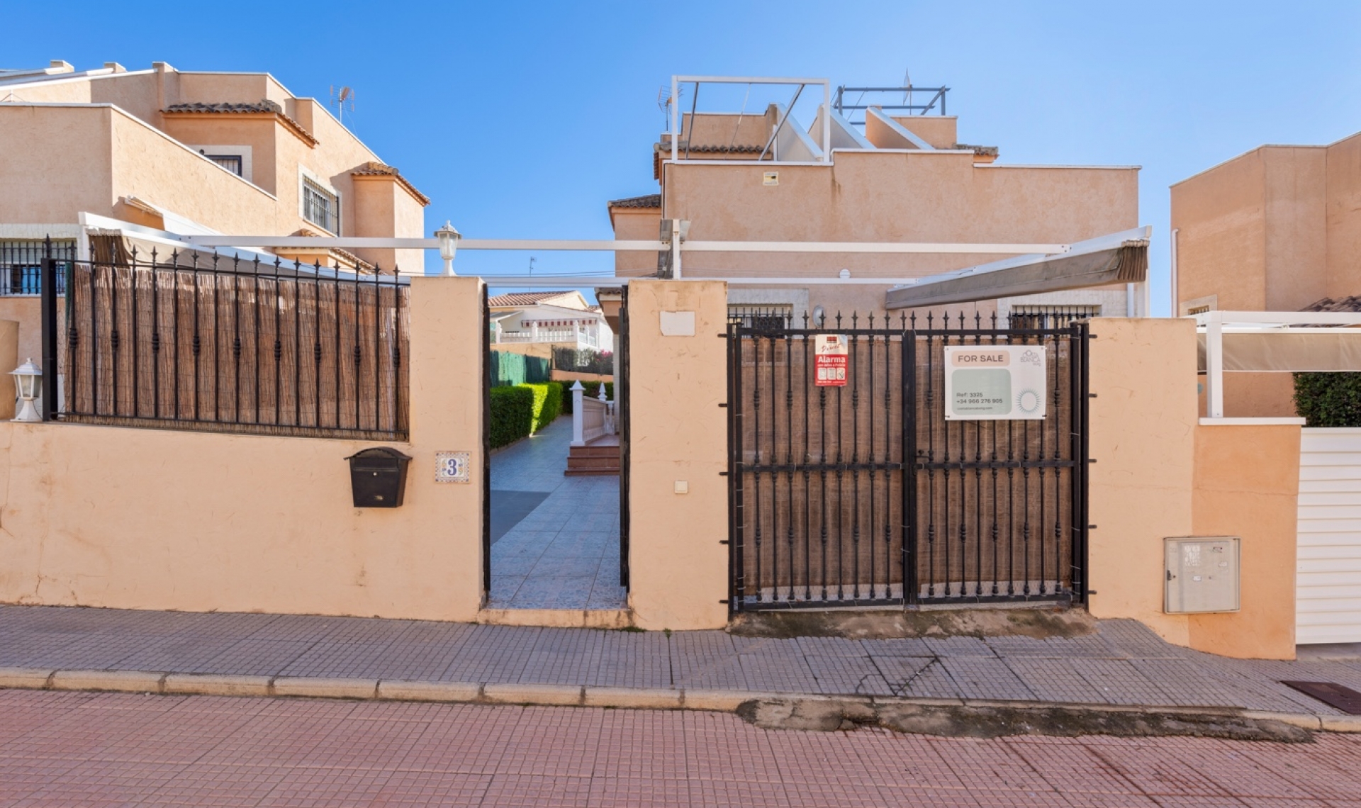 Resale - Townhouse -
San Fulgencio - Urb. La Marina
