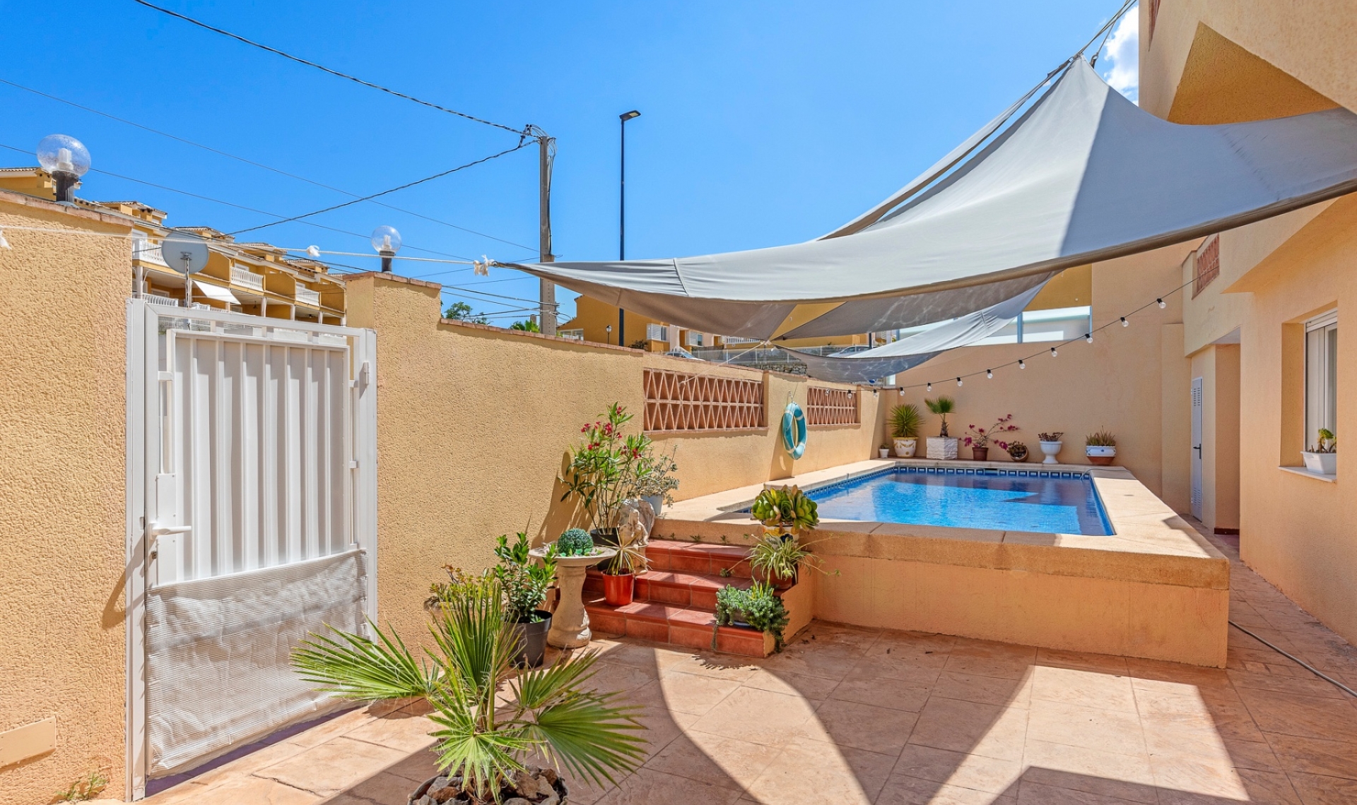 Resale - Villa -
Alfas del Pí