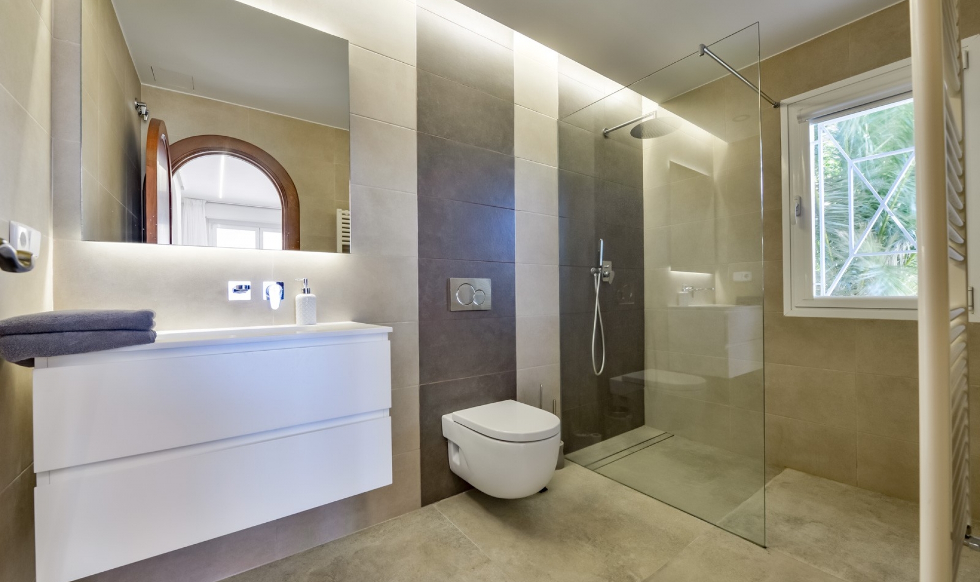 Resale - Villa -
Altea - Sierra de Altea