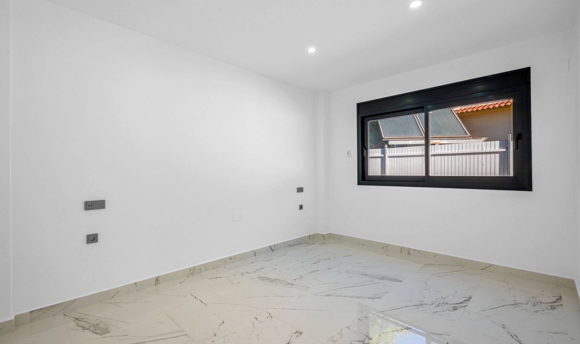 Resale - Villa -
Campoamor