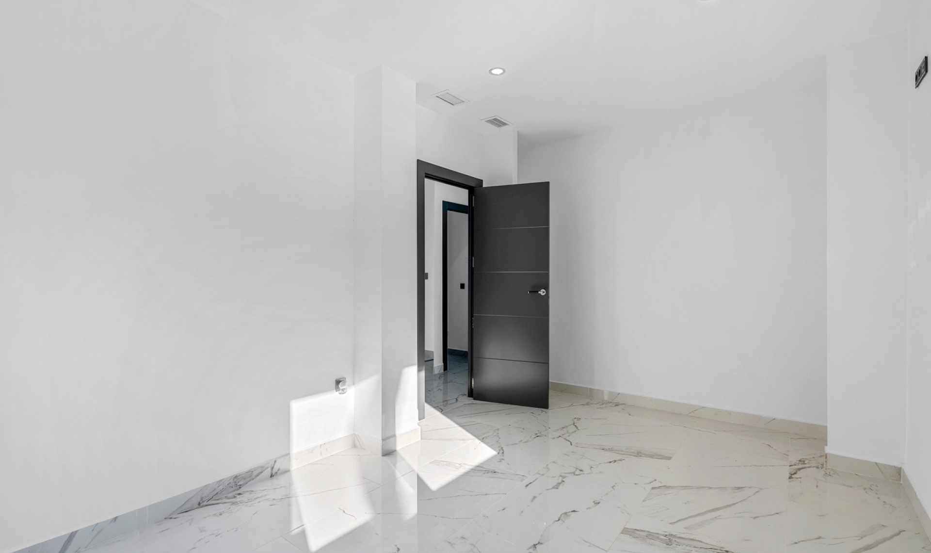 Resale - Villa -
Campoamor