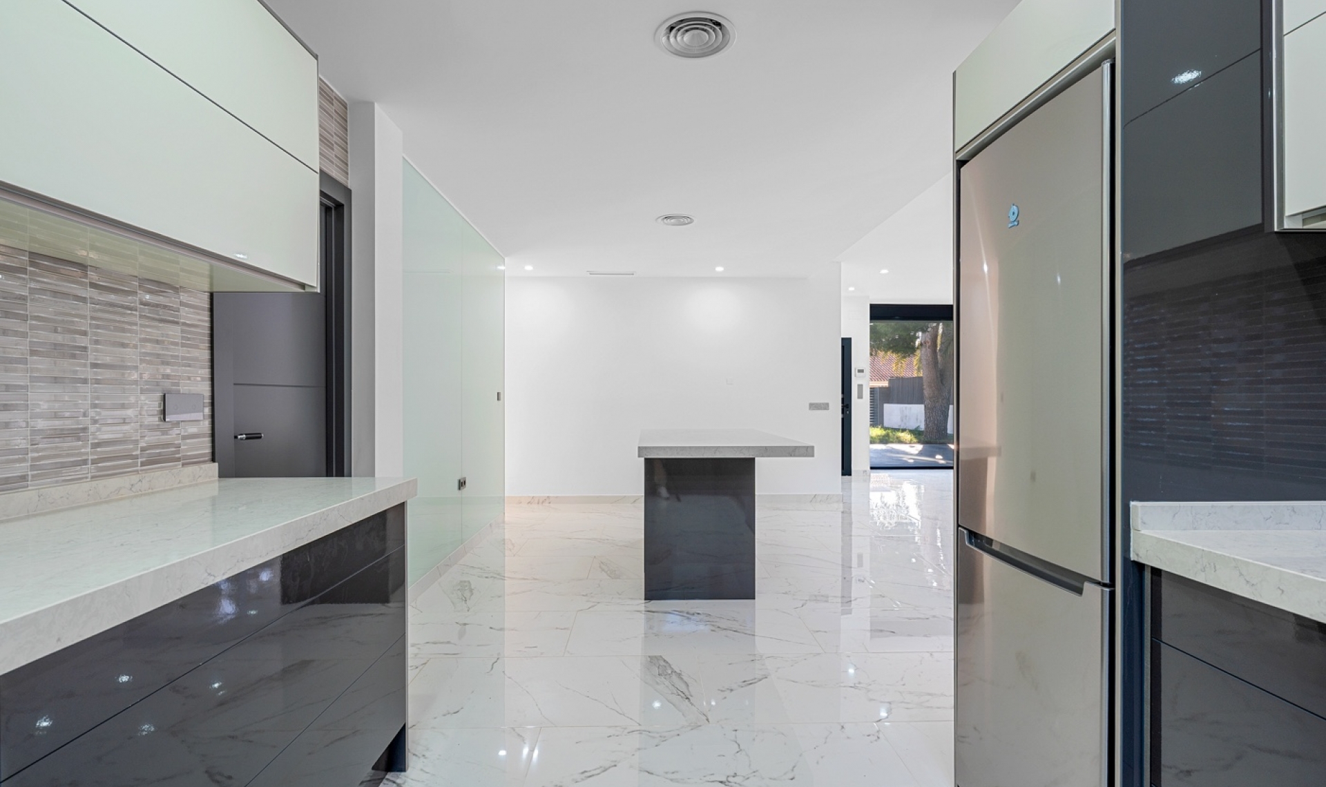 Resale - Villa -
Campoamor