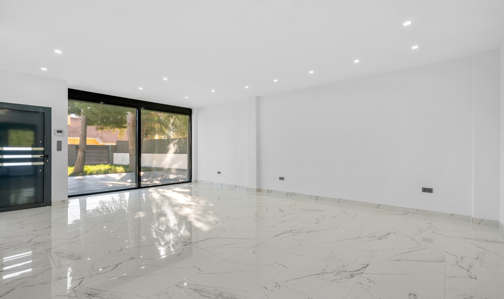 Resale - Villa -
Campoamor