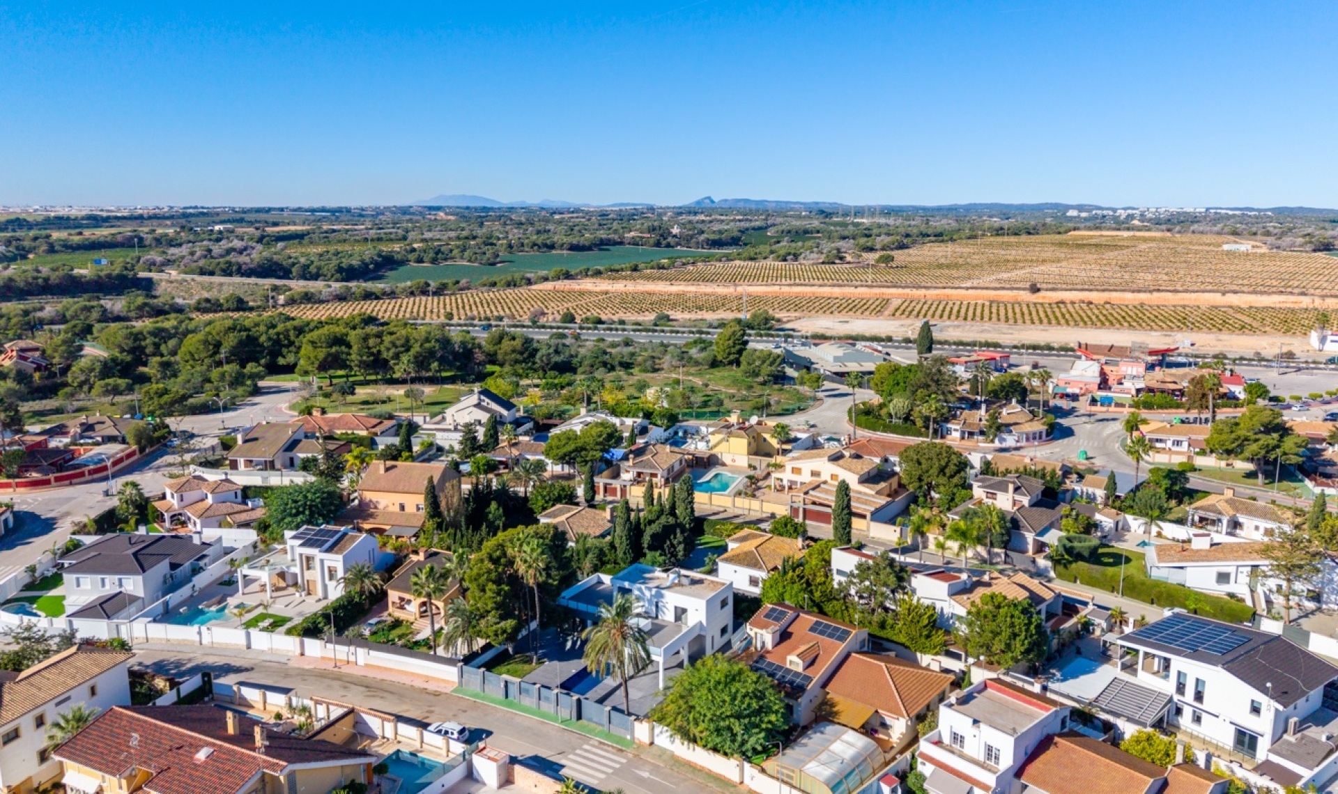 Resale - Villa -
Campoamor