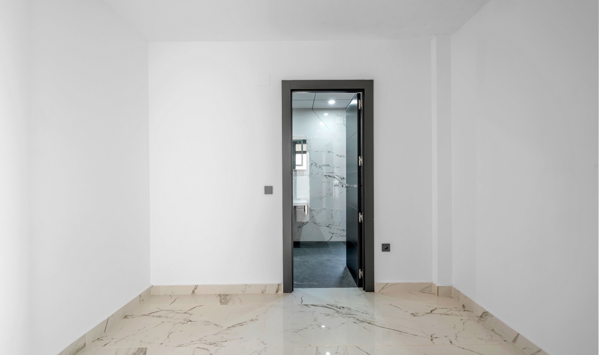 Resale - Villa -
Campoamor