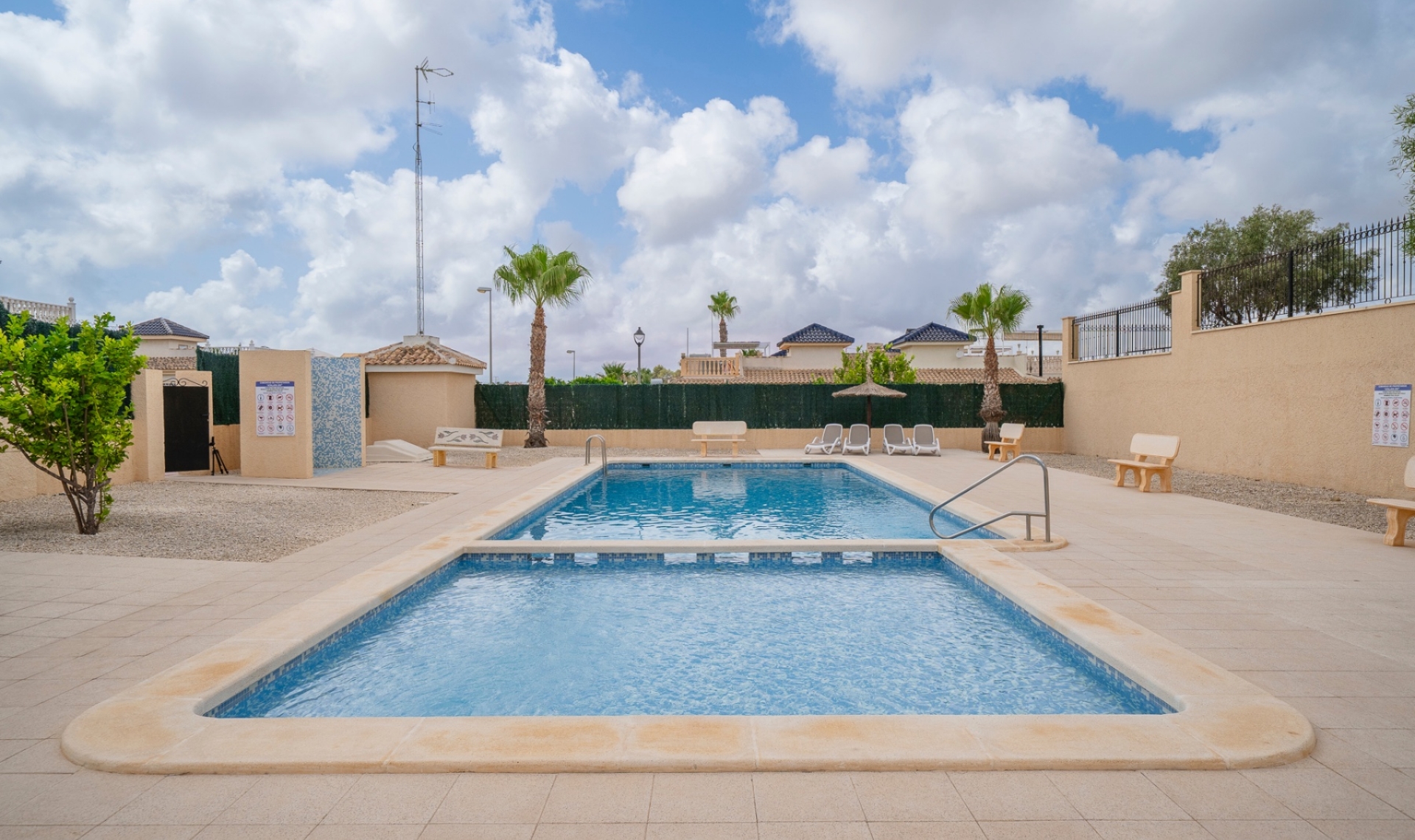 Resale - Villa -
Ciudad Quesada - Rojales - Rojales
